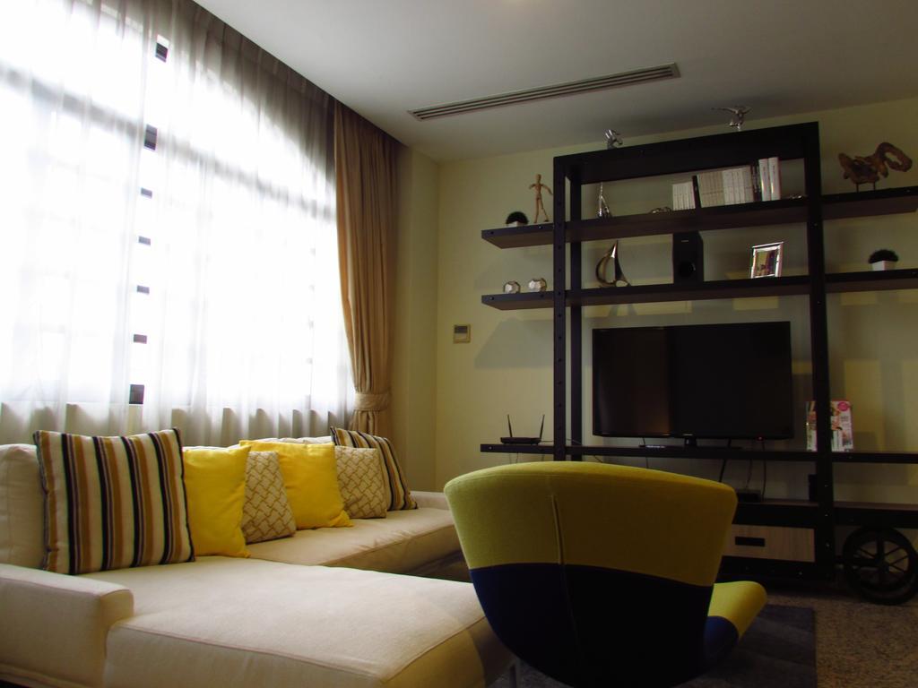 Alocassia Serviced