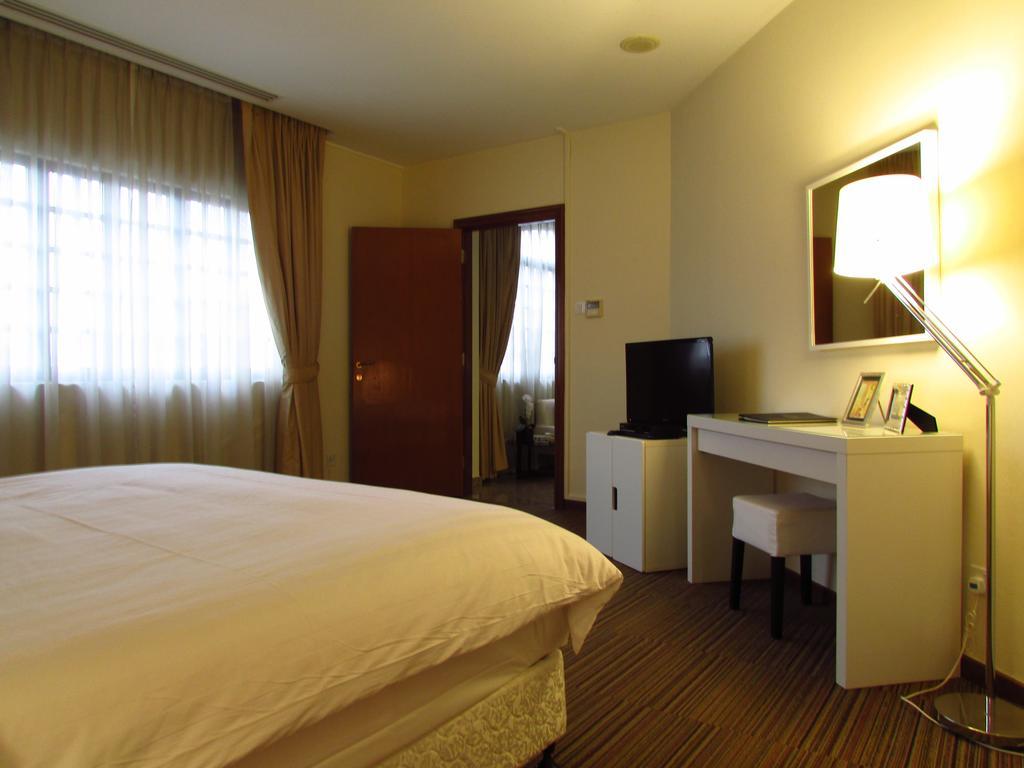 Alocassia Serviced 3*